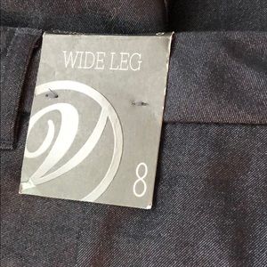 Contemporary Versona wide leg dress pants sz 8